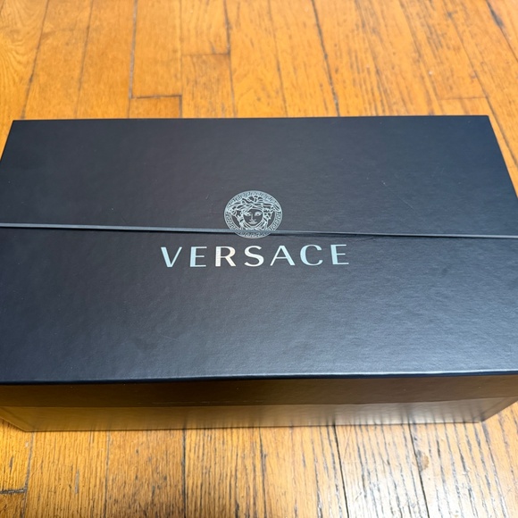 Gucci - La Medusa Leather Driver Shoes main image 6